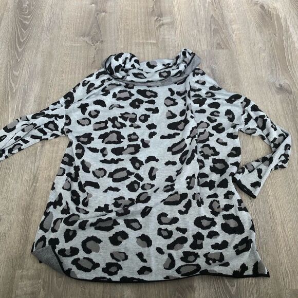 Calvin Klein Leopard Print Cowl Neck Gray Long Sleeve Sweater Top Womens Sz XL - Picture 8 of 10